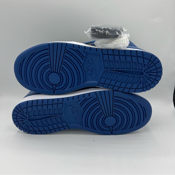 NWB Air Jordan 1 Retro High OG Dark Marina Blue GS Sneakers - Picture 6 of 9